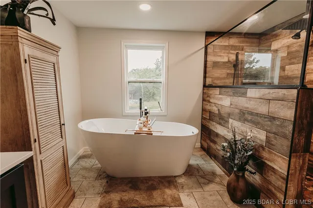 $430,000 | 274 Highway 42 Highway, Dixon, MO 65459