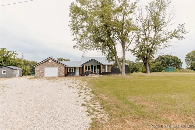 $430,000 | 274 Highway 42 Highway, Dixon, MO 65459