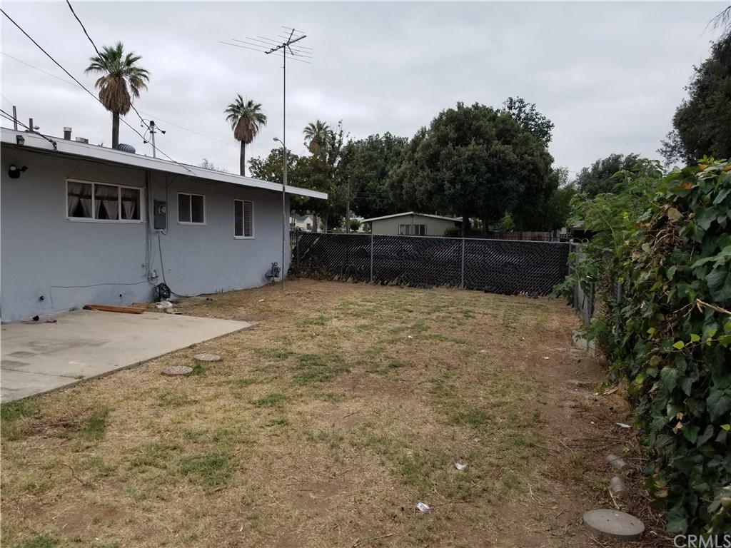 4253 Kansas Avenue Riverside, CA 92507 - Photo 4 of 4