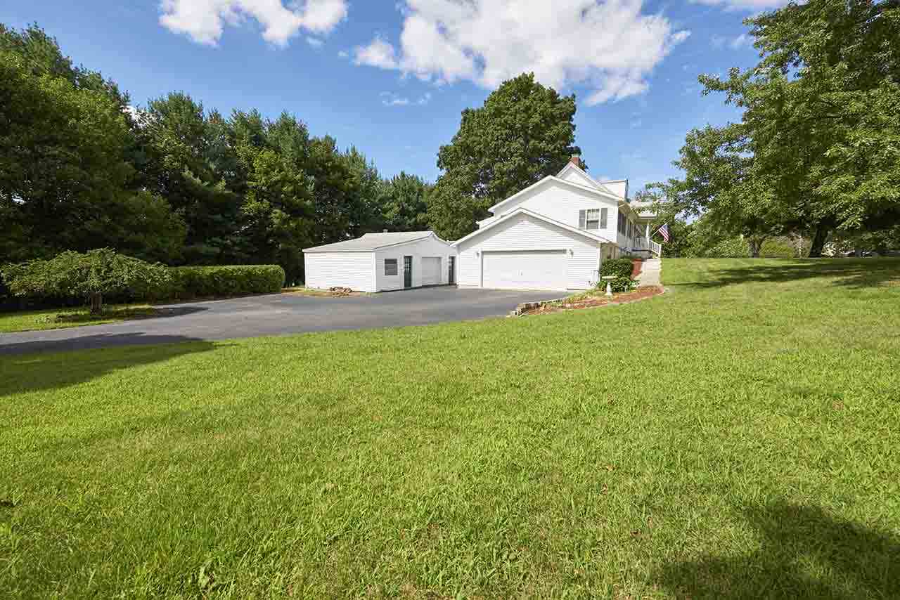 368 Post Road Greenland, NH 03840 - Photo 3 of 38