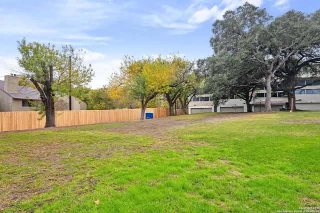 $1,675 | 3102 Eisenhauer Road, Unit 1A, San Antonio, TX 78209