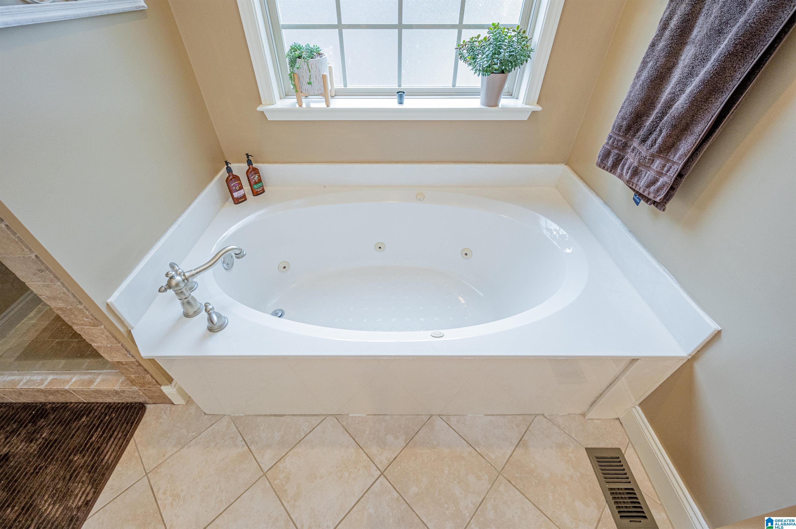 1012 Lake View Lane Calera, AL 35040 - Photo 23 of 50