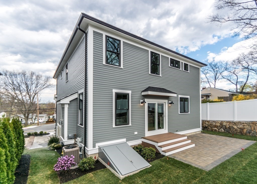 1378 Trapelo Road Waltham, MA 02451 - Photo 38 of 39
