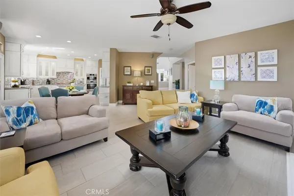 $999,500 | 28223 Bel Monte Court, Canyon Country, CA 91387