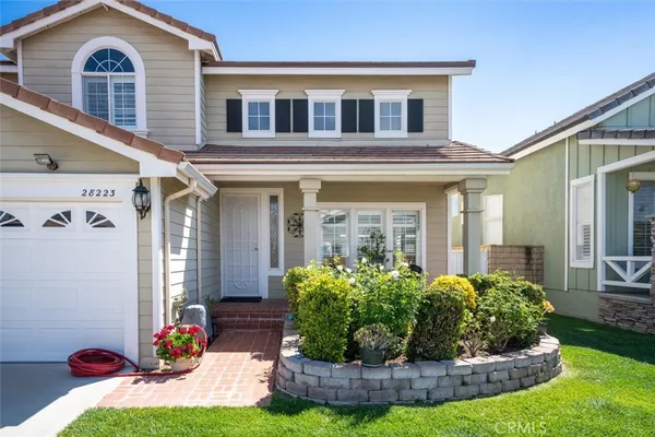 $999,500 | 28223 Bel Monte Court, Canyon Country, CA 91387