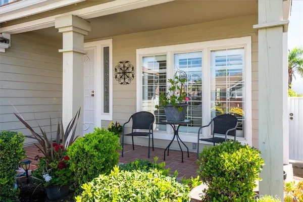 $999,500 | 28223 Bel Monte Court, Canyon Country, CA 91387