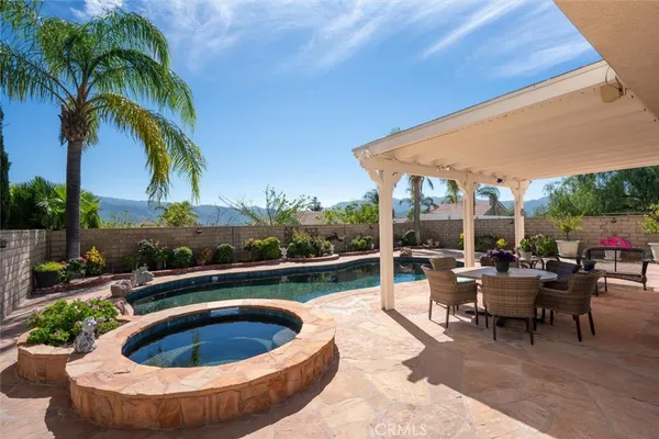 $999,500 | 28223 Bel Monte Court, Canyon Country, CA 91387