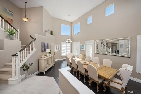 $999,500 | 28223 Bel Monte Court, Canyon Country, CA 91387