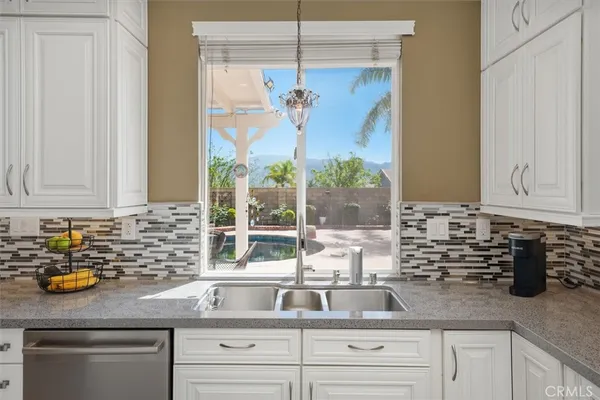 $999,500 | 28223 Bel Monte Court, Canyon Country, CA 91387