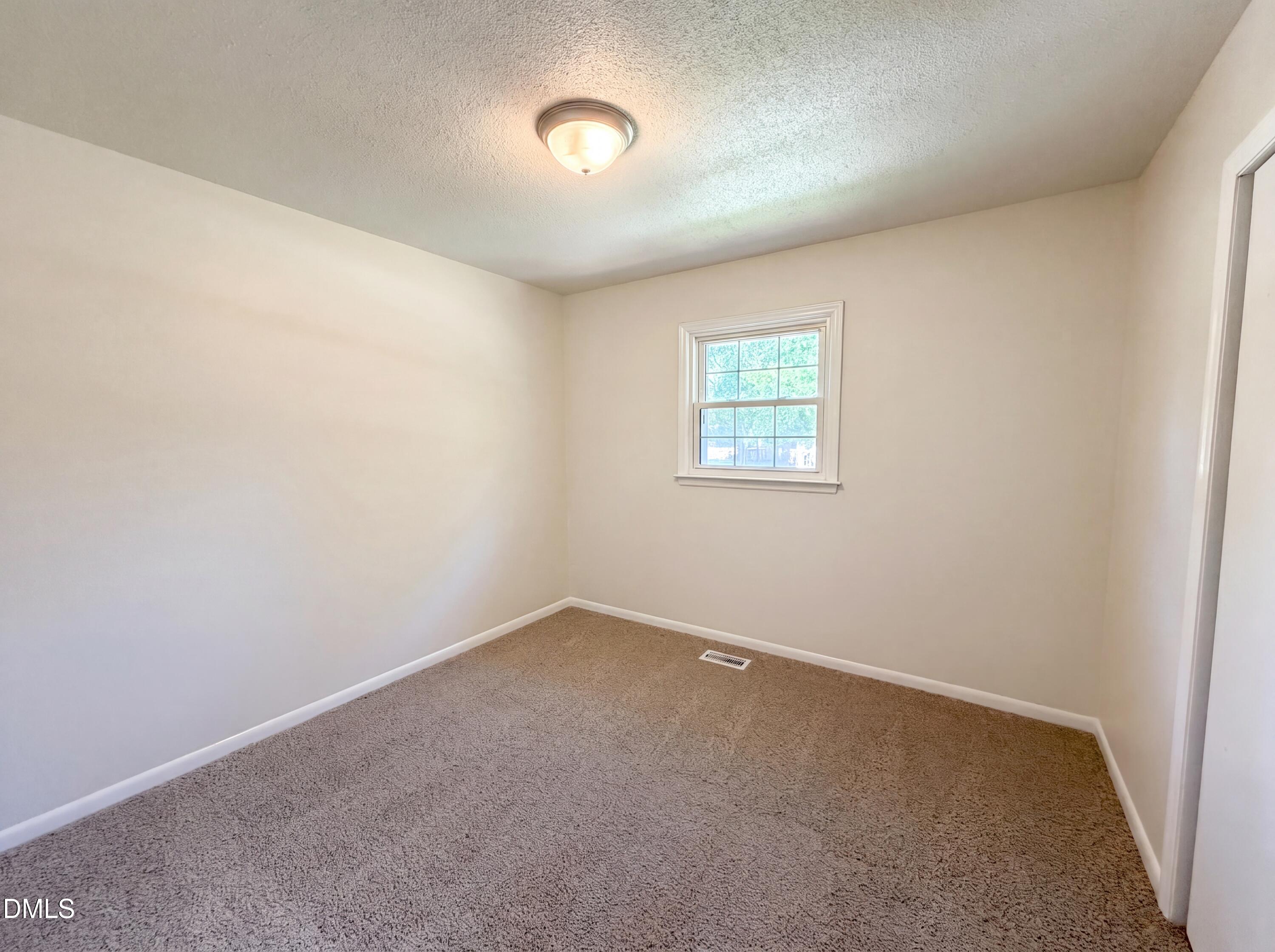 2611 Freemont Road Durham, NC 27705 - Photo 10 of 17