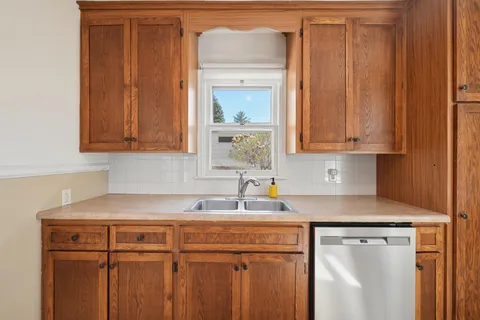 $409,900 | 3109 Oregon Avenue South, St. Louis Park, MN 55426