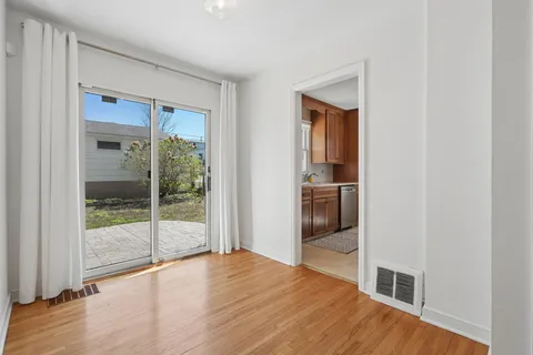 $409,900 | 3109 Oregon Avenue South, St. Louis Park, MN 55426