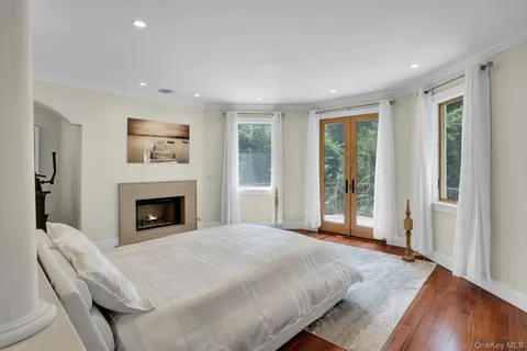 $2,899,000 | 12 Redwood Drive, Dix Hills, NY 11746