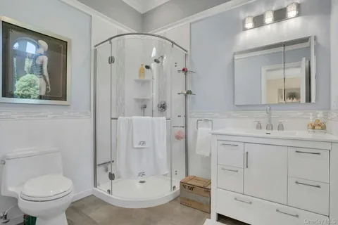 $2,899,000 | 12 Redwood Drive, Dix Hills, NY 11746