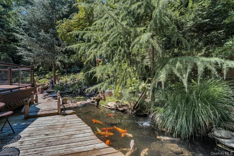 $2,899,000 | 12 Redwood Drive, Dix Hills, NY 11746