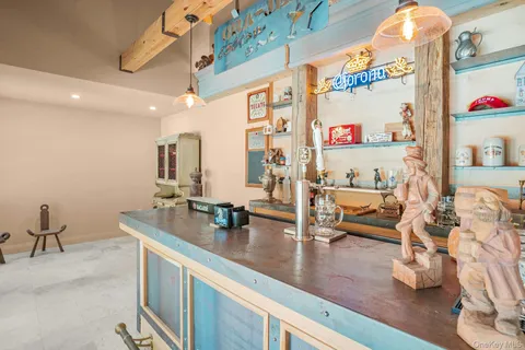 $2,899,000 | 12 Redwood Drive, Dix Hills, NY 11746