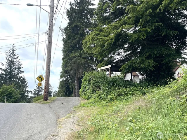 $102,500 | 1303 Times Avenue, Bremerton, WA 98312