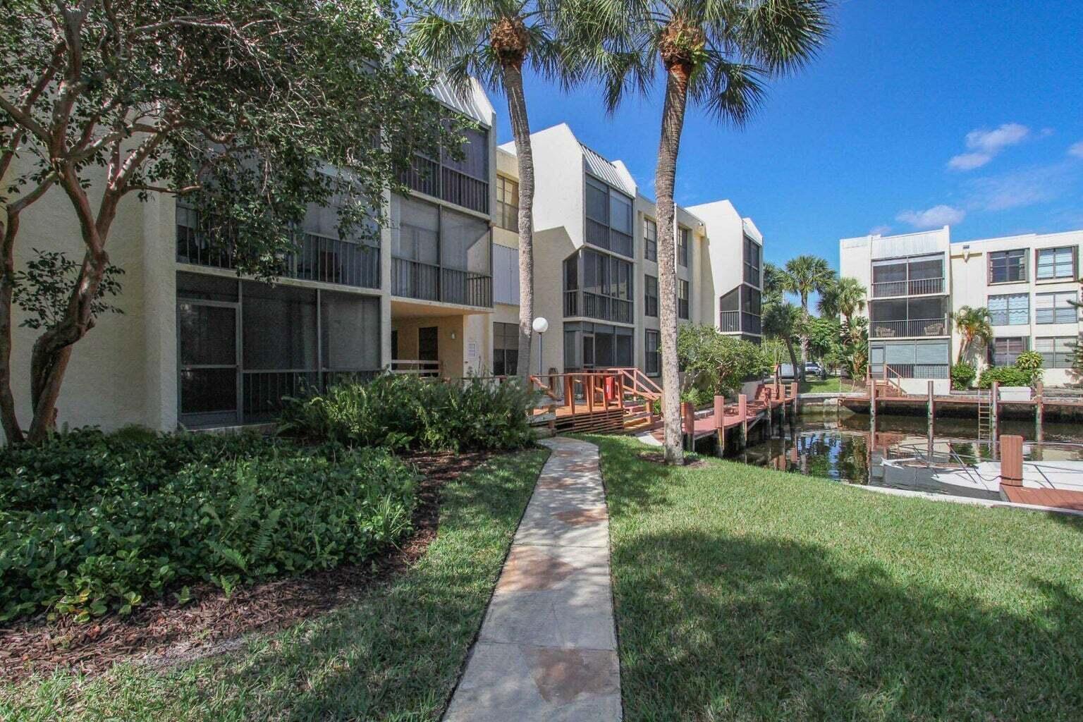 11 Royal Palm Way, Unit 1040 Boca Raton, FL 33432 - Photo 29 of 33 20220331201015995358000000-o