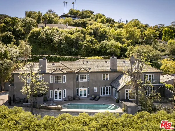$5,750,000 | 12917 Galewood Street, Studio City, CA 91604