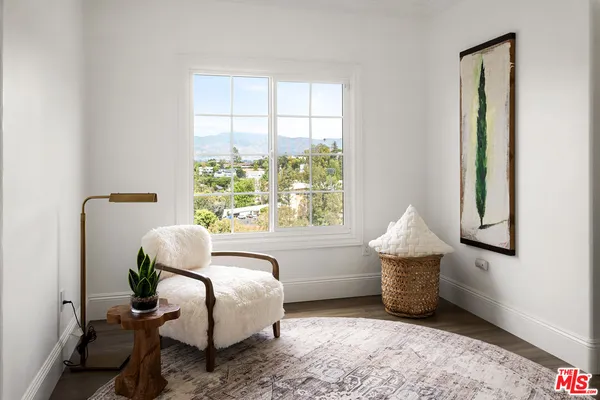 $5,750,000 | 12917 Galewood Street, Studio City, CA 91604