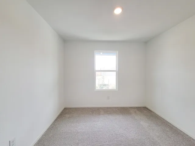 $2,000 | 15675 Plum Brk Drive, Conroe, TX 77303