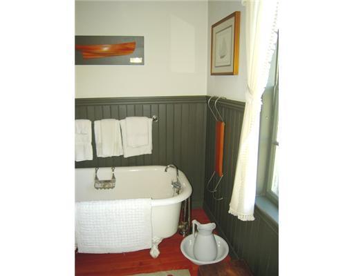 195 Adams Road Brunswick, ME 04011 - Photo 20 of 25 Bathroom. Of course there is a claw...