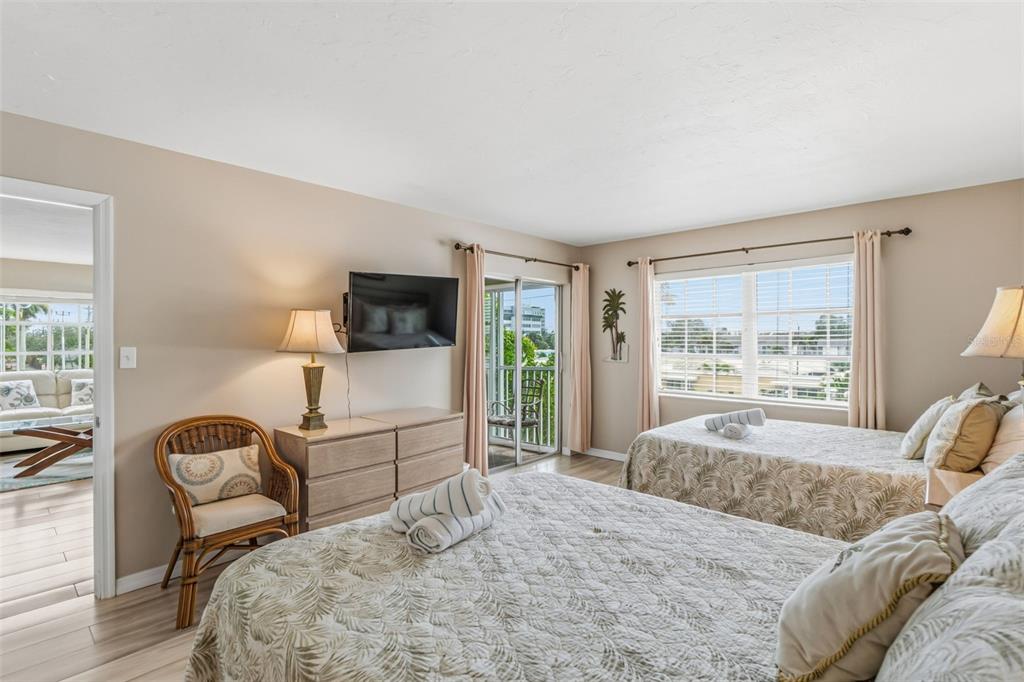 5970 Midnight Pass Road, Unit 179 Sarasota, FL 34242 - Photo 19 of 37