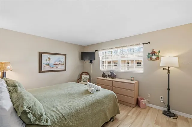 $889,000 | 5970 Midnight Pass Road, Unit 179, Sarasota, FL 34242