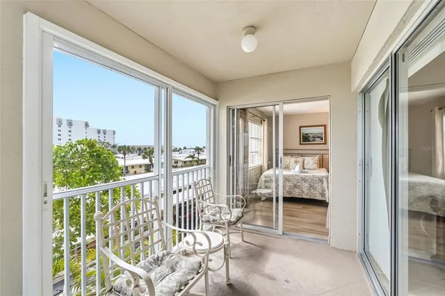 $889,000 | 5970 Midnight Pass Road, Unit 179, Sarasota, FL 34242