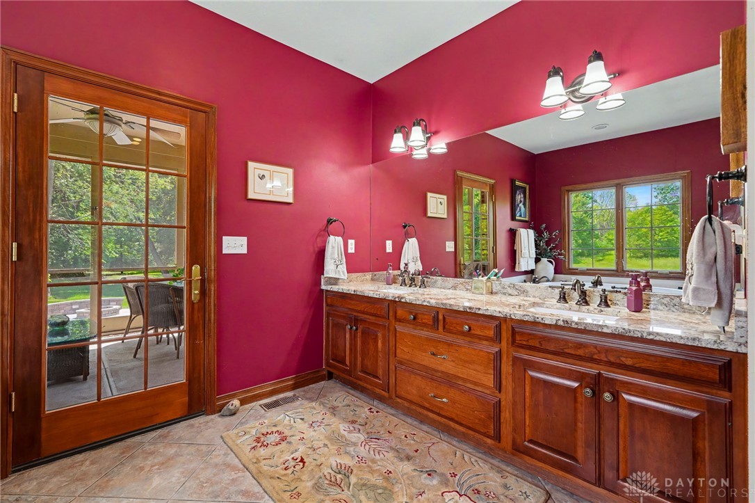 5090 Ross Road Tipp City, OH 45371 - Photo 21 of 64