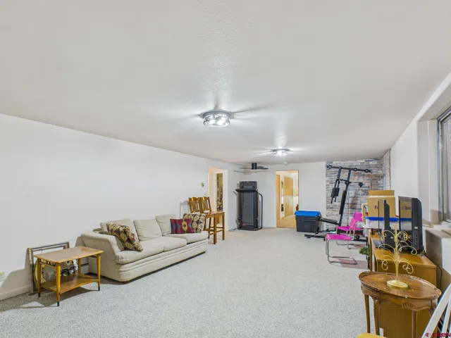 $2,650,000 | 33059 J Road, Hotchkiss, CO 81419