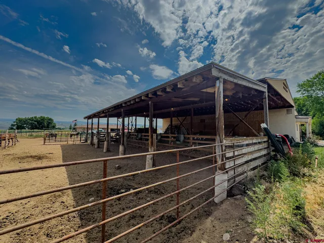 $2,650,000 | 33059 J Road, Hotchkiss, CO 81419