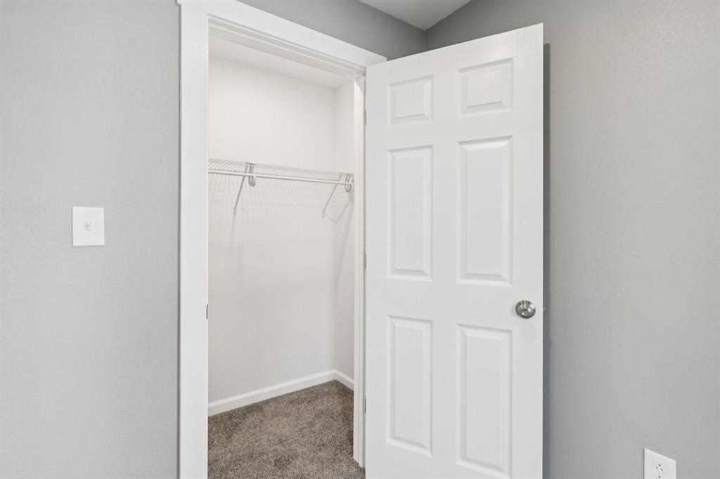 613 Oak Street Vandergrift, PA 15690 - Photo 28 of 50