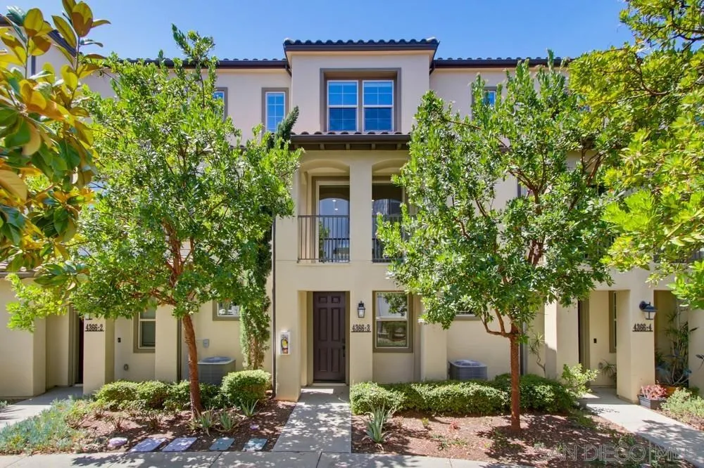 4366 Pacifica Way, Unit 3 Oceanside, CA 92056 - Photo 34 of 48 Exterior Front