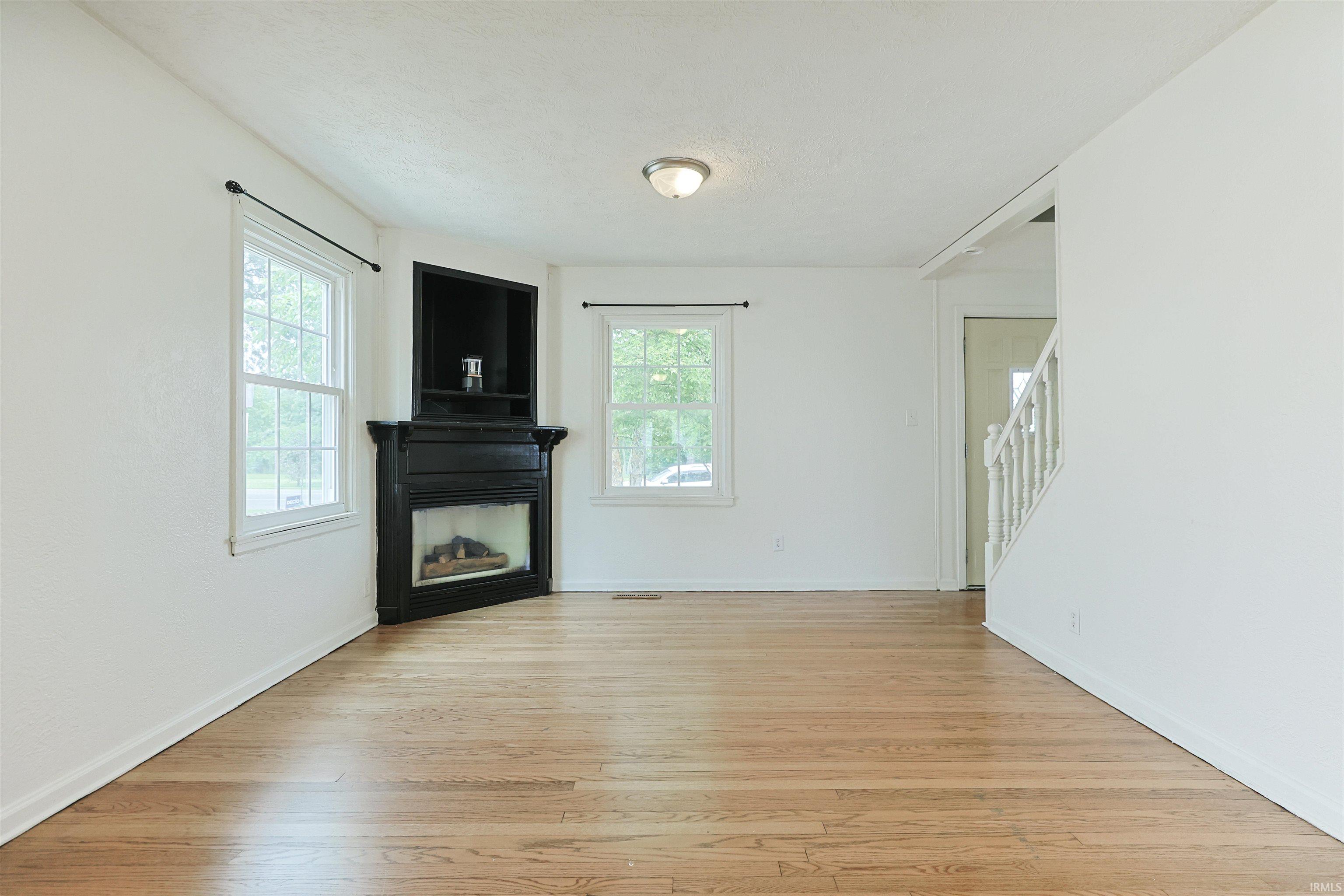 2025 Riverside Drive South Bend, IN 46616 - Photo 9 of 48 Gallery Image 9