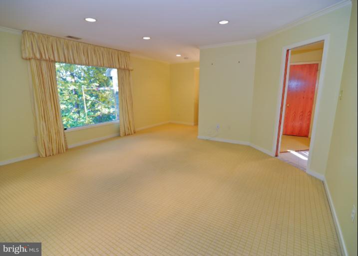 12 Roland Mews, Unit R212 Baltimore, MD 21210 - Photo 16 of 30 Bedroom (Master)