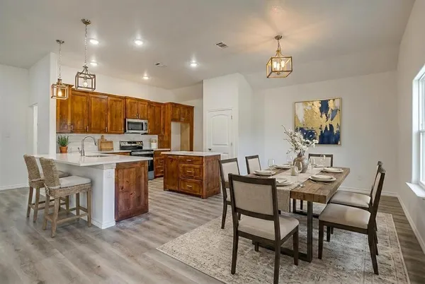 $374,900 | 130 Abbott Avenue, Covington, TX 76636