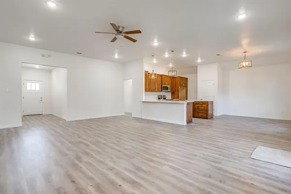 $374,900 | 130 Abbott Avenue, Covington, TX 76636