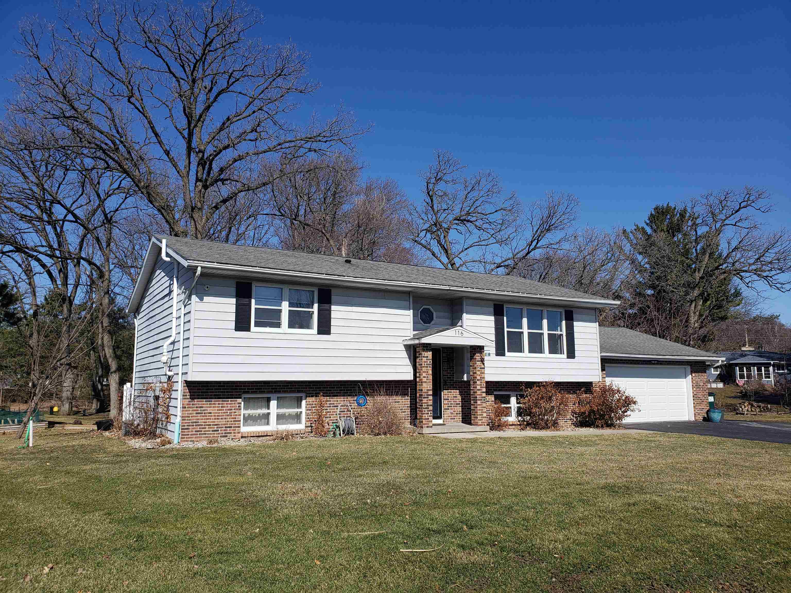 116 Meadow Lane DeForest, WI 53532 - Photo 2 of 35
