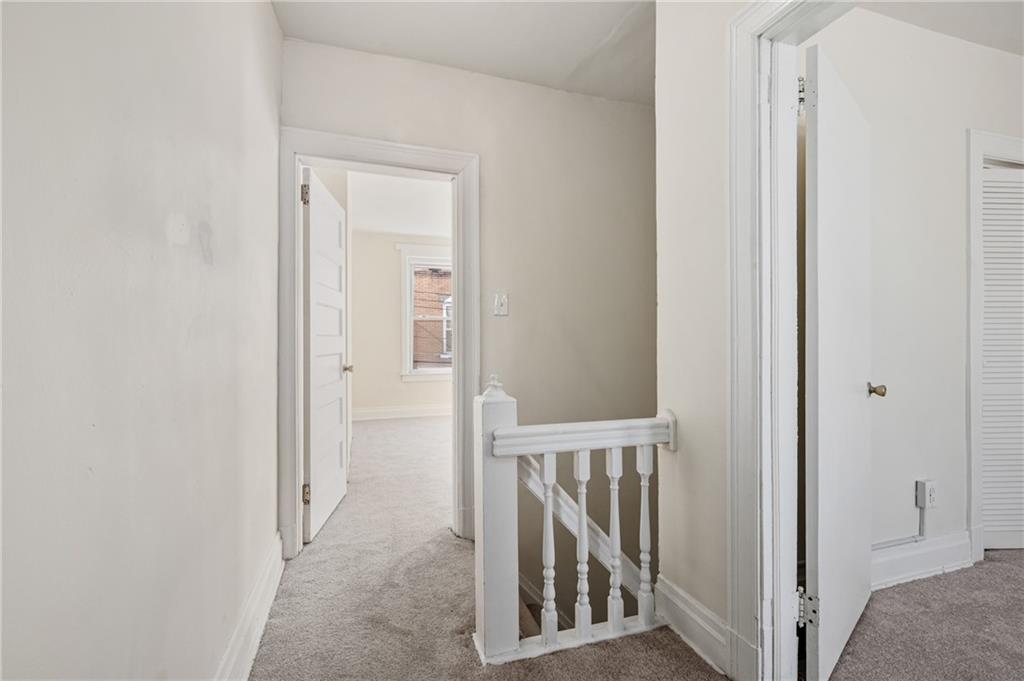 8 Edith Place Pittsburgh, PA 15213 - Photo 12 of 24 a view of a hallway with a room
