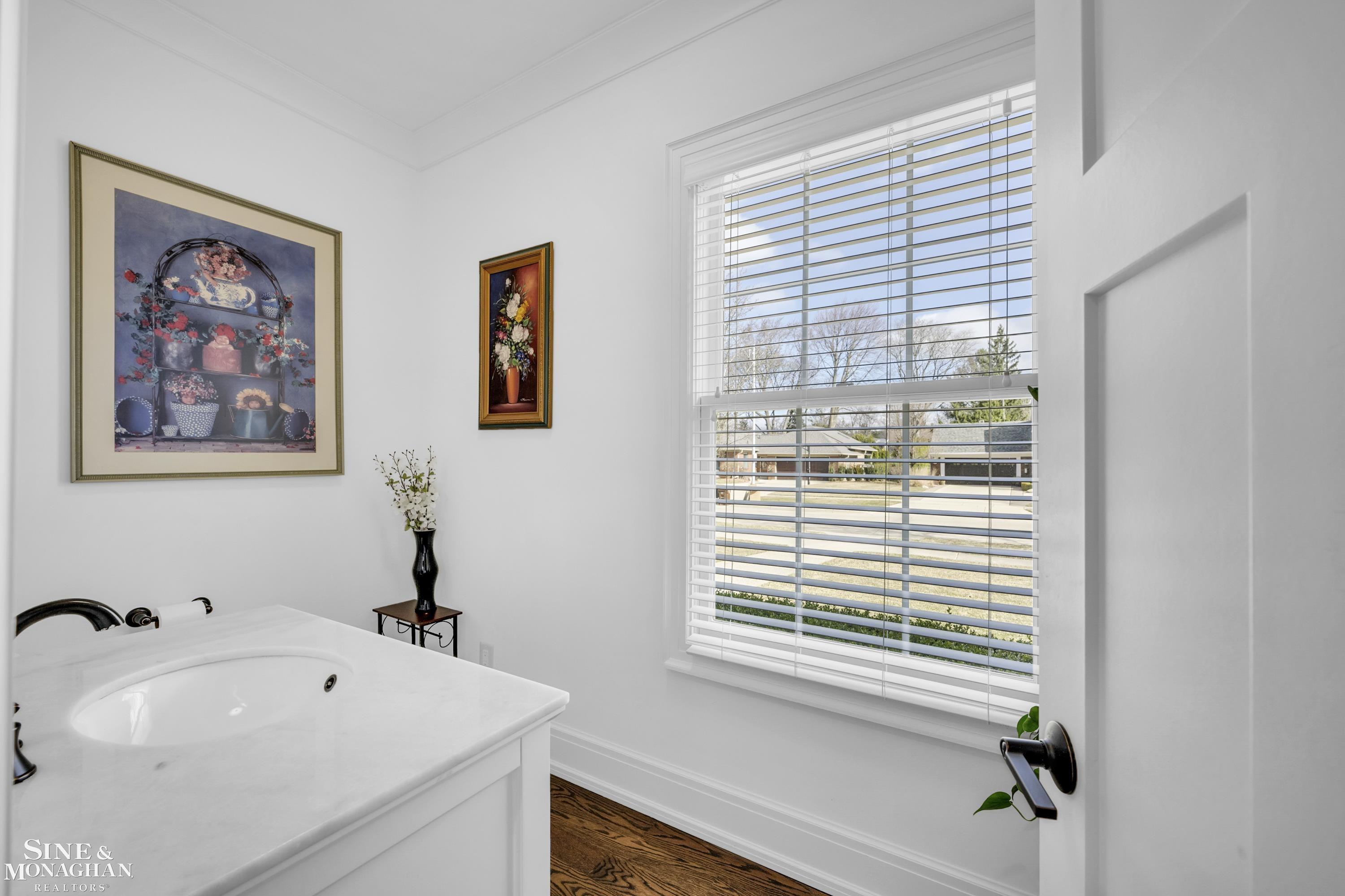1071 North Renaud Road Grosse Pointe Woods, MI 48236 - Photo 16 of 59