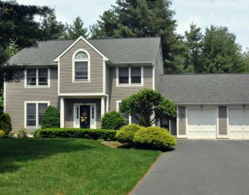 940 High Hawk Road East Greenwich, RI 02818 - Photo 1 of 12 Exterior Front.