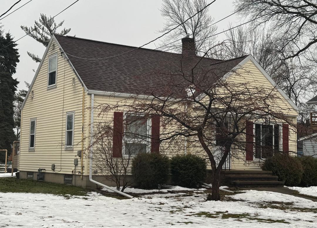 613 Warsaw Street Menasha, WI 54952 - Photo 2 of 3