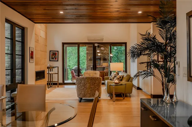 $1,825,000 | 414 Sue Craig Road, Six Mile, SC 29682