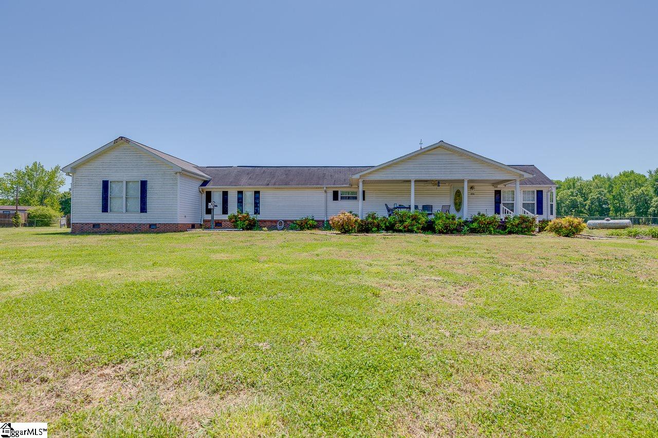 107 State Rd S-42-7141 Greer, SC 29651 - Photo 2 of 36 Gallery Image 2