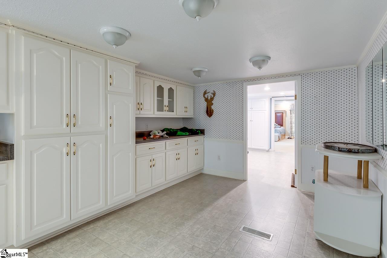 107 State Rd S-42-7141 Greer, SC 29651 - Photo 14 of 36 Gallery Image 14