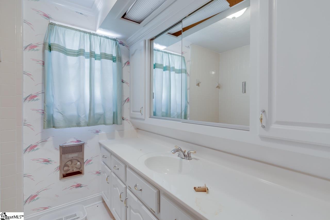 107 State Rd S-42-7141 Greer, SC 29651 - Photo 26 of 36 Gallery Image 26