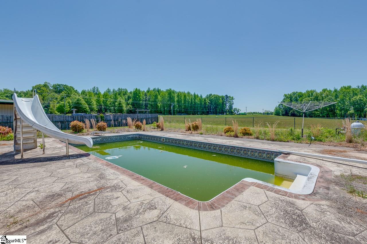 107 State Rd S-42-7141 Greer, SC 29651 - Photo 33 of 36 Gallery Image 33