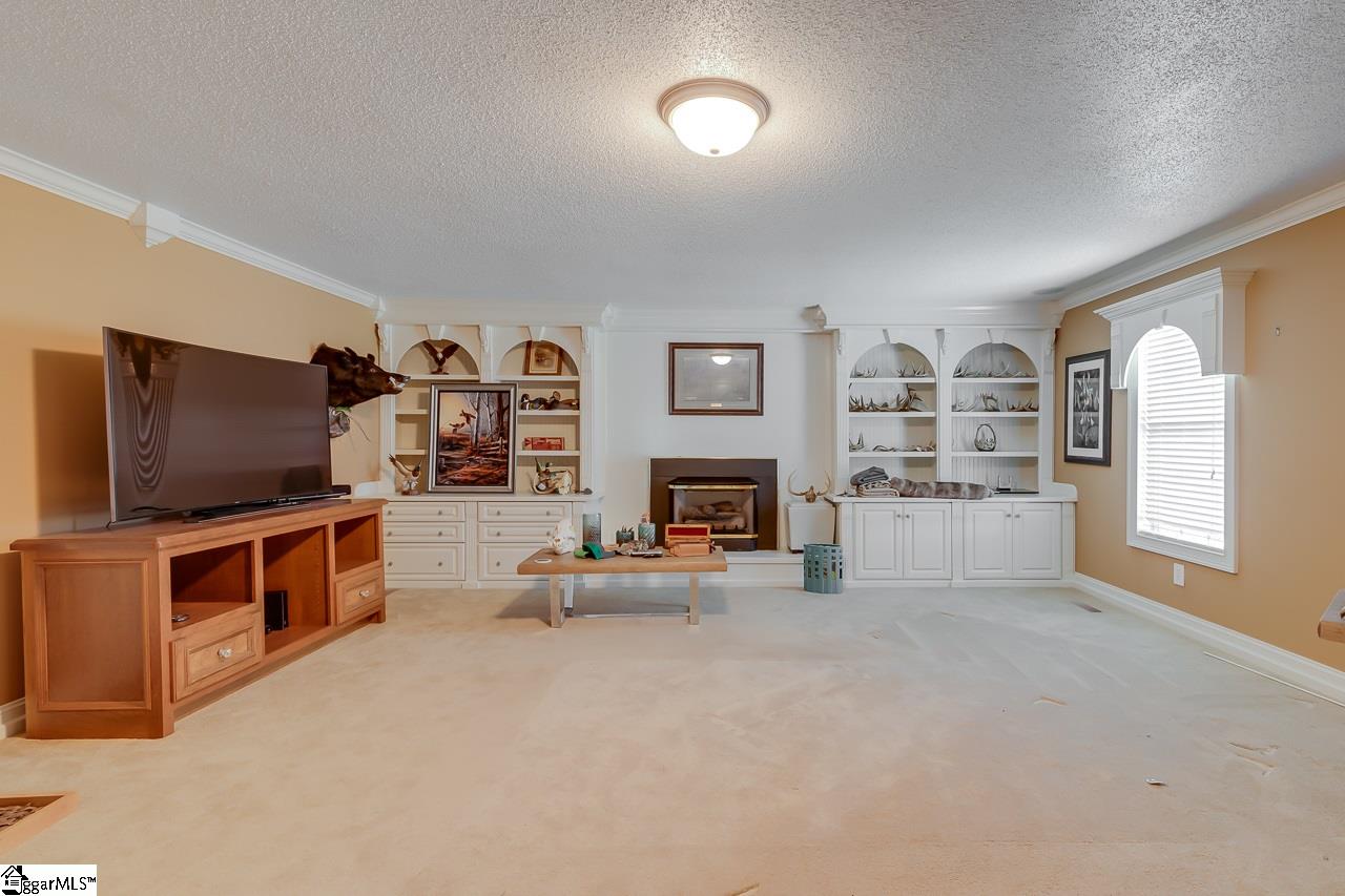 107 State Rd S-42-7141 Greer, SC 29651 - Photo 7 of 36 Gallery Image 7