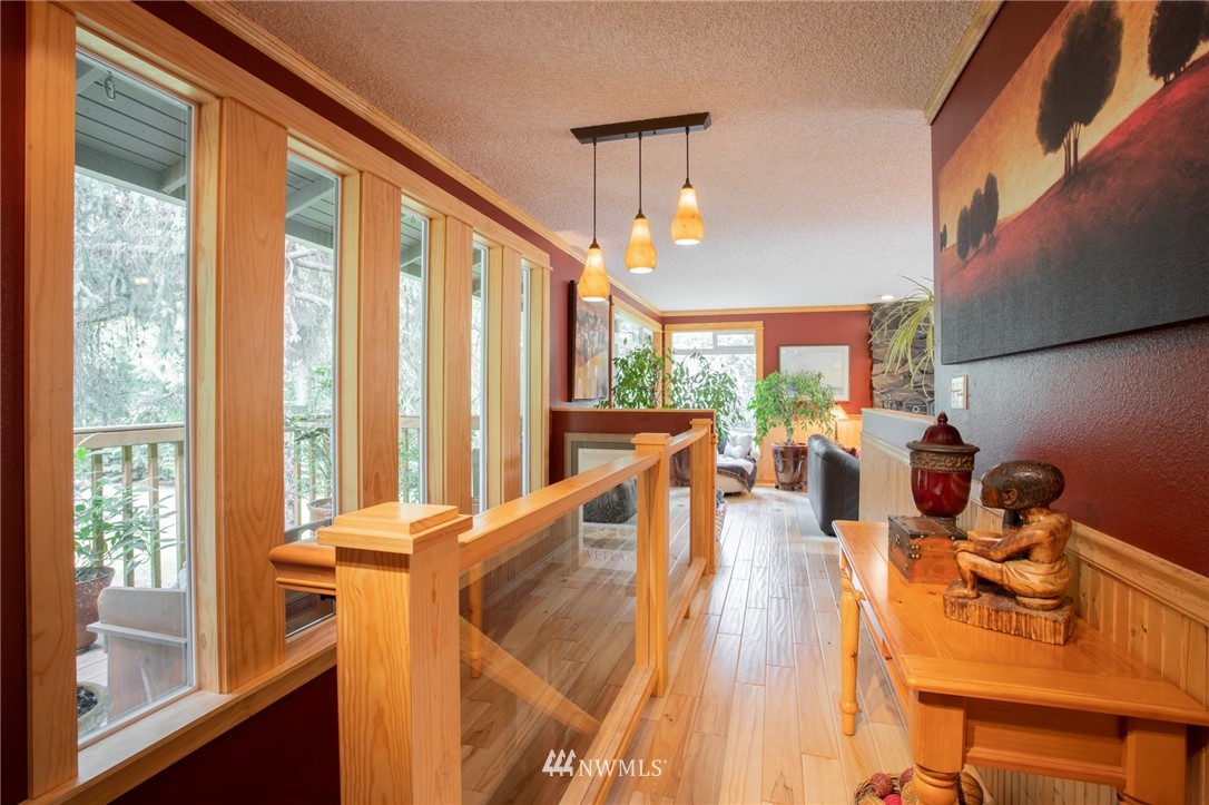 2402 190th Street Southeast Bothell, WA 98012 - Photo 3 of 38 Gallery Image 3